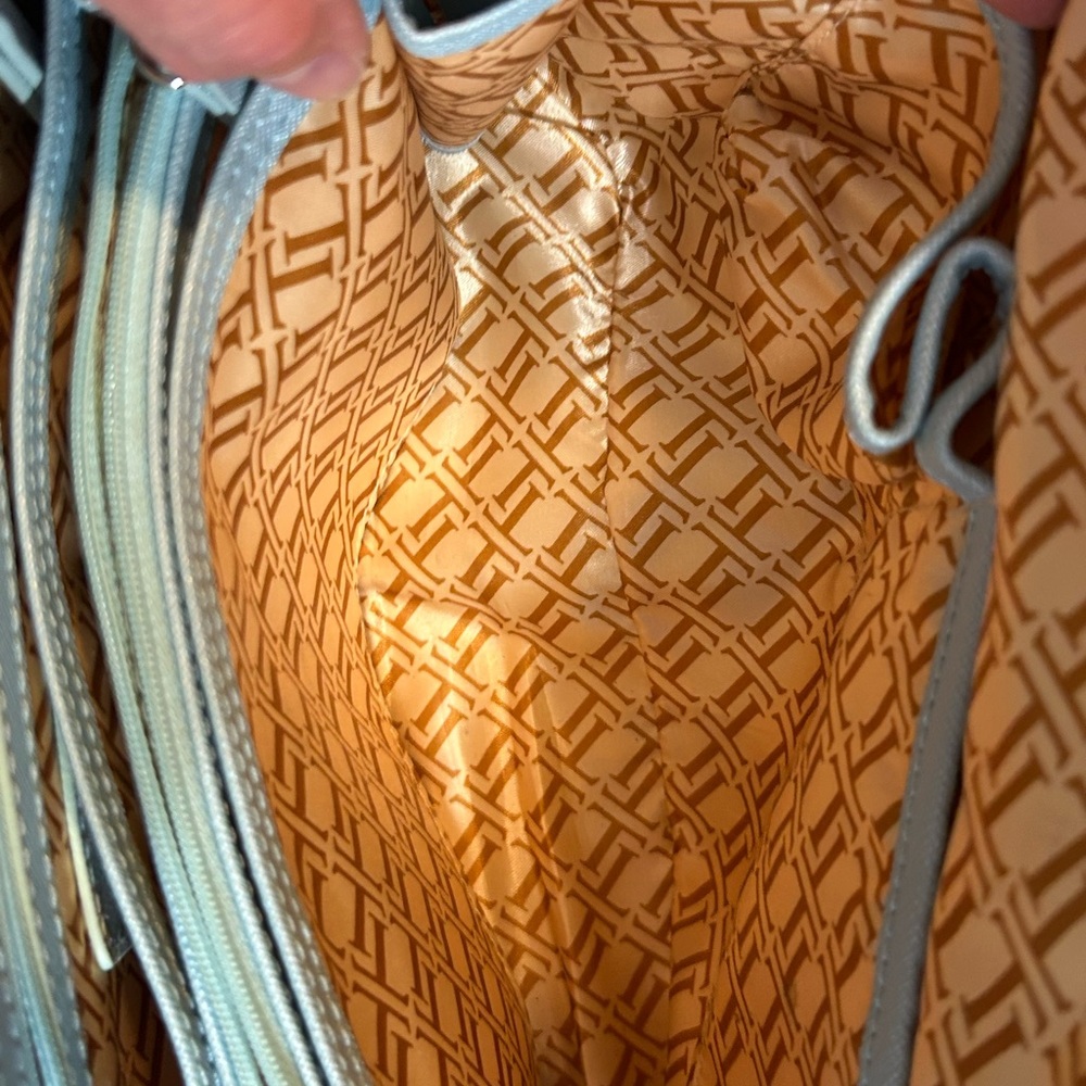 Tignanello Light Blue Leather Satchel Purse - Picture 11 of 13
